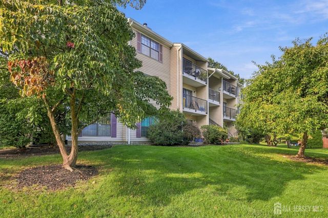 401 Danbury Lane, East Brunswick, NJ 08816