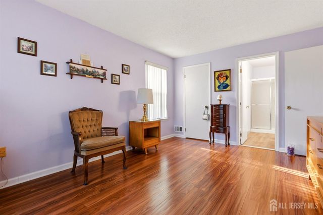 401 Danbury Lane, East Brunswick, NJ 08816
