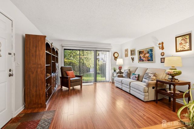401 Danbury Lane, East Brunswick, NJ 08816