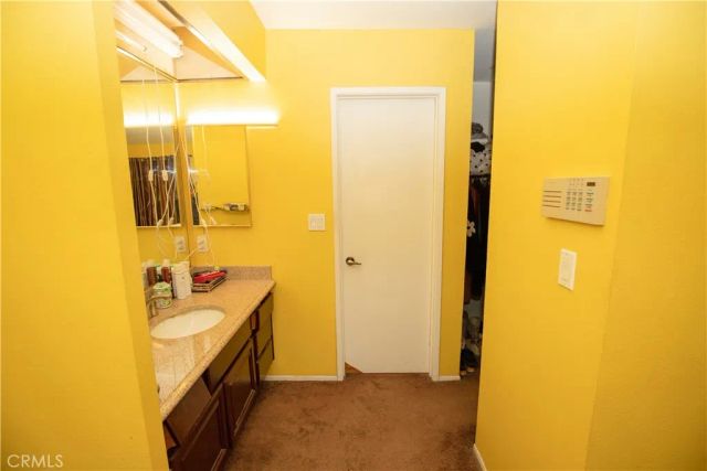 8430 Winnetka Avenue 20, Winnetka, CA 91306