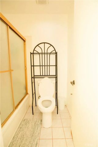 8430 Winnetka Avenue 20, Winnetka, CA 91306