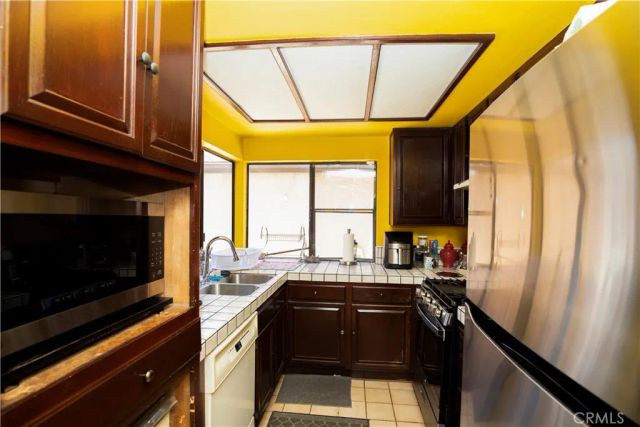 8430 Winnetka Avenue 20, Winnetka, CA 91306
