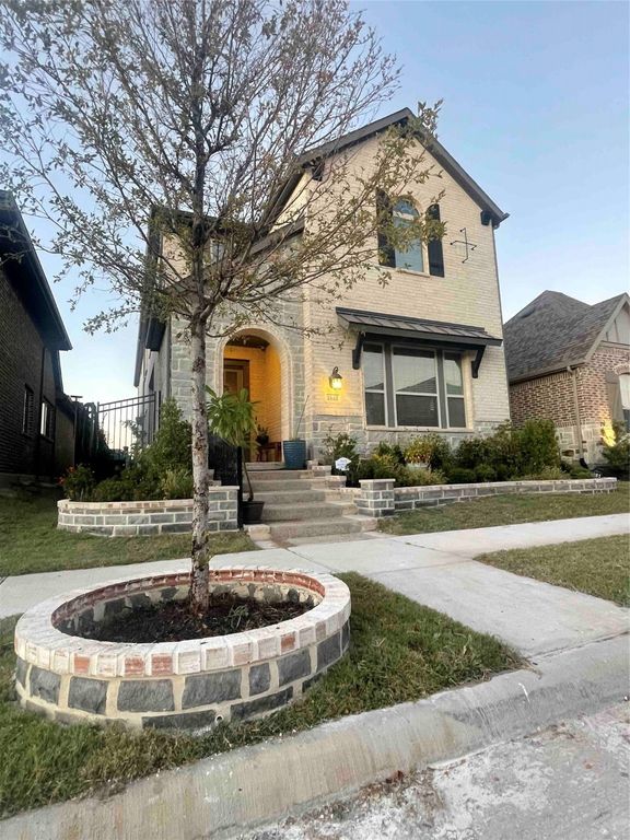 1803 Desert Willow Way, Arlington, TX 76005