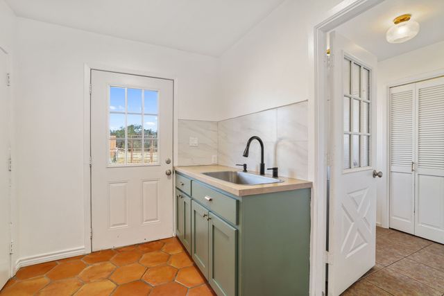 2467 County Road 1220, Lake Creek, TX 75450