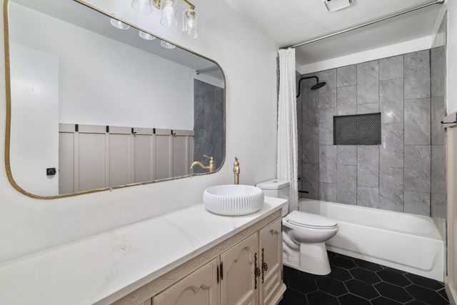 2467 County Road 1220, Lake Creek, TX 75450