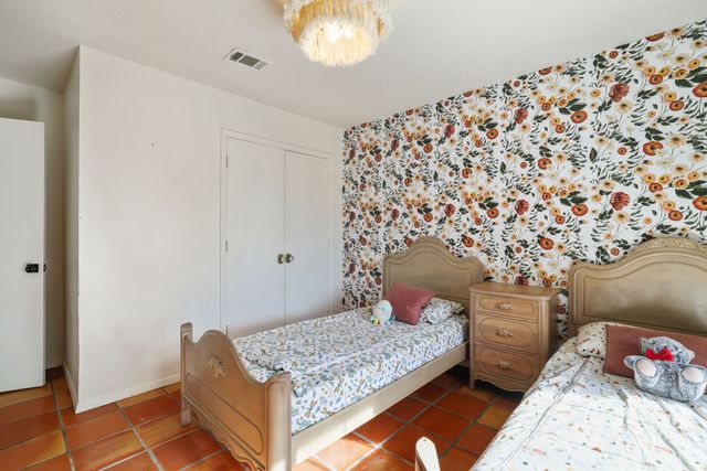 2467 County Road 1220, Lake Creek, TX 75450