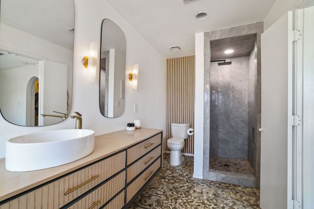 2467 County Road 1220, Lake Creek, TX 75450