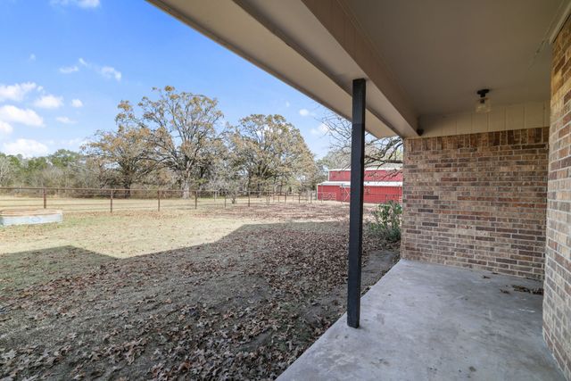 2467 County Road 1220, Lake Creek, TX 75450