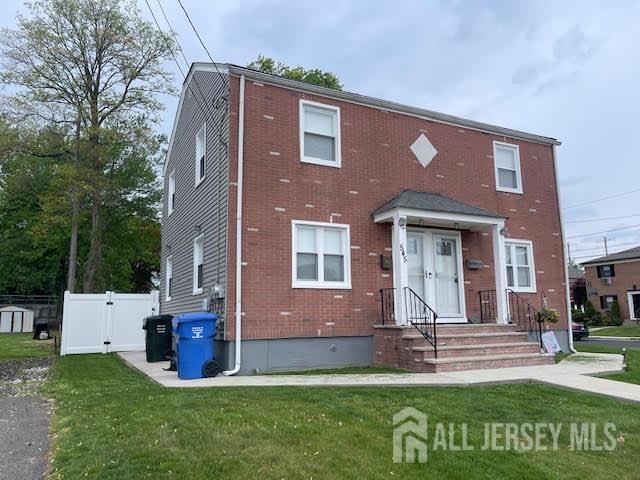 545 Olive Place, Woodbridge Proper, NJ 07095