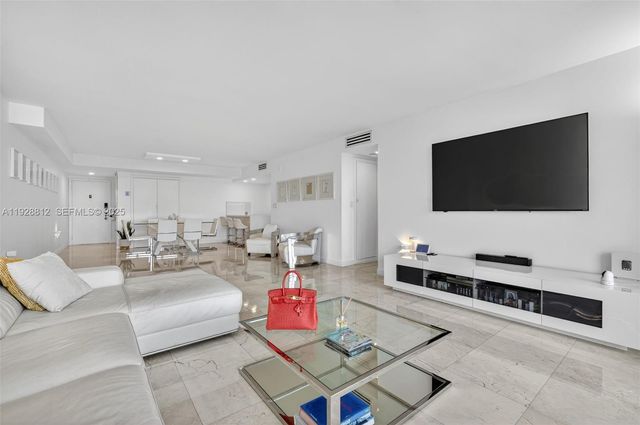 9250 W Bay Harbor Dr 5D, Bay Harbor Islands, FL 33154