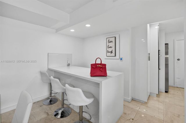 9250 W Bay Harbor Dr 5D, Bay Harbor Islands, FL 33154