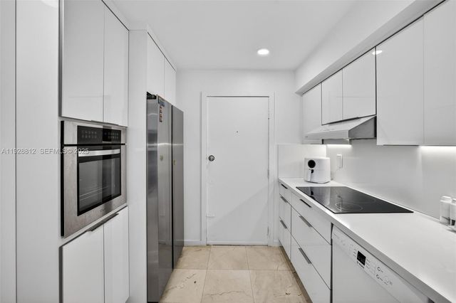 9250 W Bay Harbor Dr 5D, Bay Harbor Islands, FL 33154