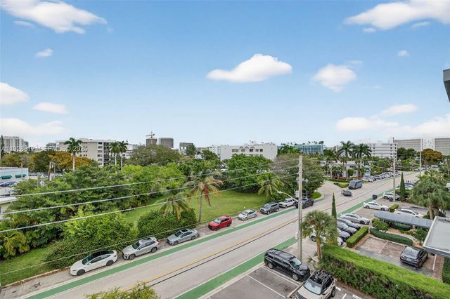 9250 W Bay Harbor Dr 5D, Bay Harbor Islands, FL 33154