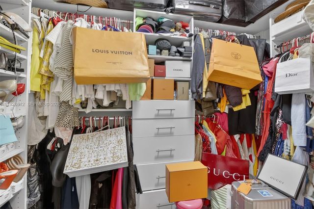 9250 W Bay Harbor Dr 5D, Bay Harbor Islands, FL 33154