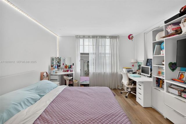 9250 W Bay Harbor Dr 5D, Bay Harbor Islands, FL 33154