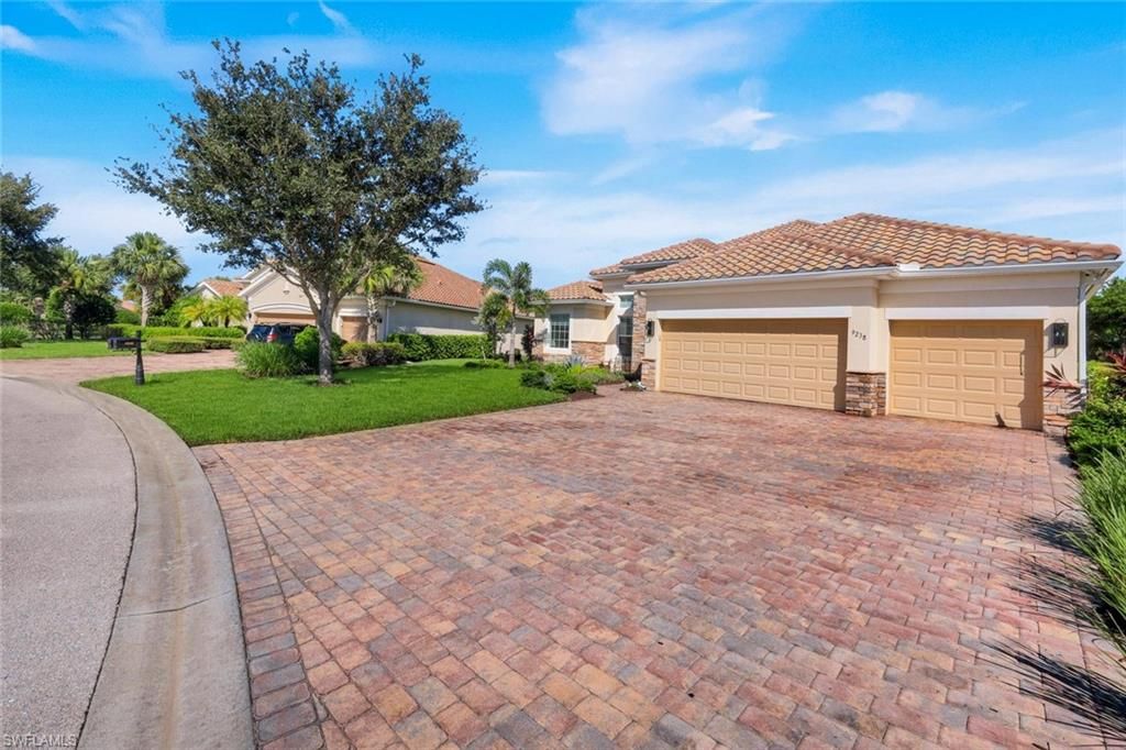 9238 Ores CIR, NAPLES, FL 34120 — photo 4