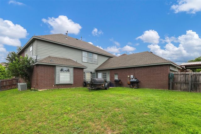 1528 Mill Creek Drive, Desoto, TX 75115