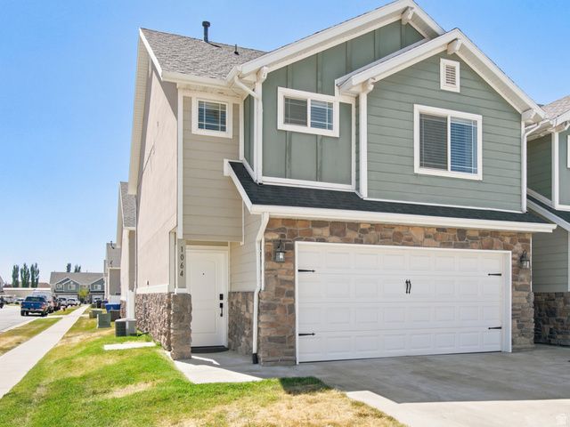 1064 W 2050 S, Syracuse, UT 84075