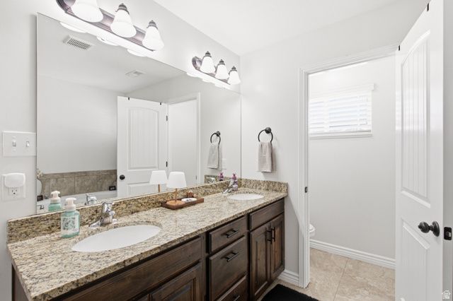 1064 W 2050 S, Syracuse, UT 84075