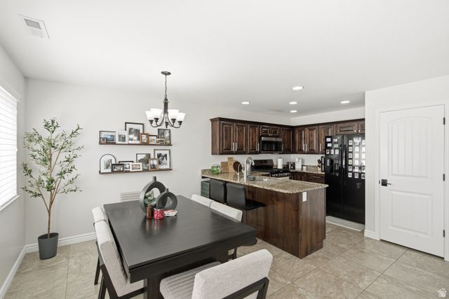 1064 W 2050 S, Syracuse, UT 84075