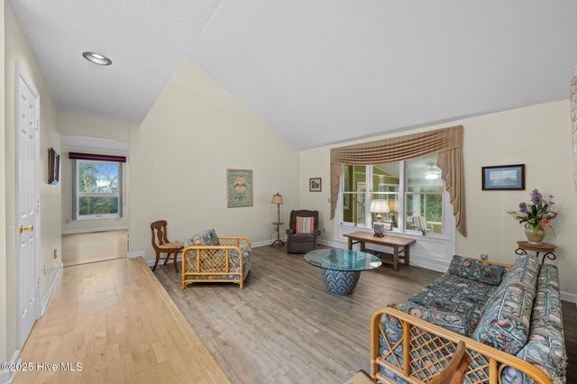 1106 Caracara Drive, New Bern, NC 28560