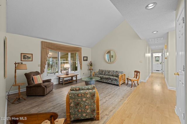 1106 Caracara Drive, New Bern, NC 28560