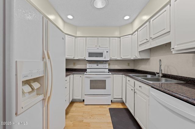 1106 Caracara Drive, New Bern, NC 28560