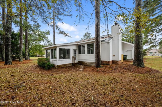 1106 Caracara Drive, New Bern, NC 28560