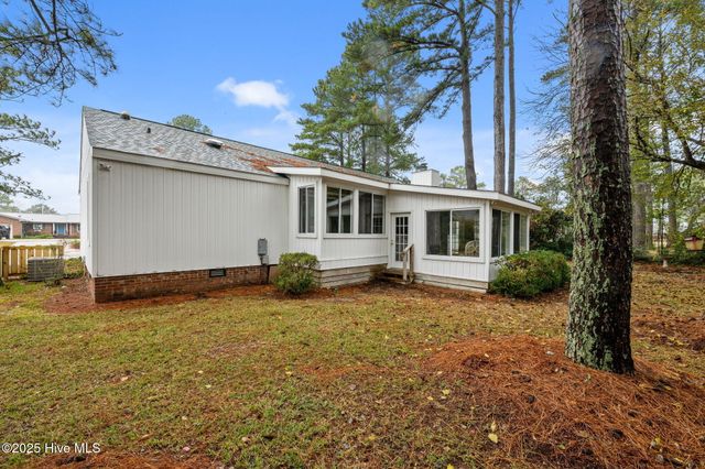 1106 Caracara Drive, New Bern, NC 28560