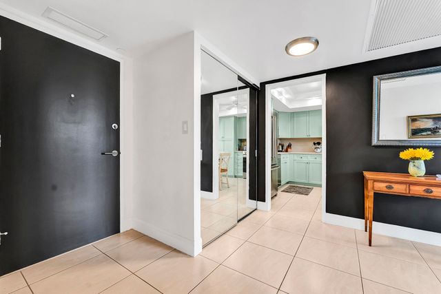 3180 S OCEAN Drive 316, Hallandale Beach, FL 33009