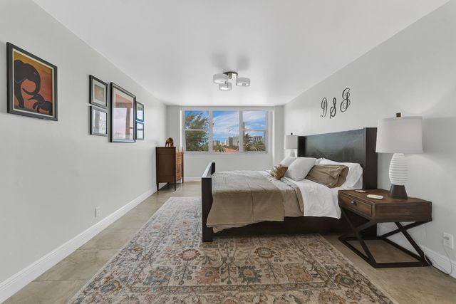 3180 S OCEAN Drive 316, Hallandale Beach, FL 33009