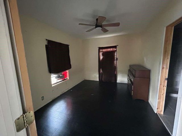 214 Bolden Street, Houston, TX 77029