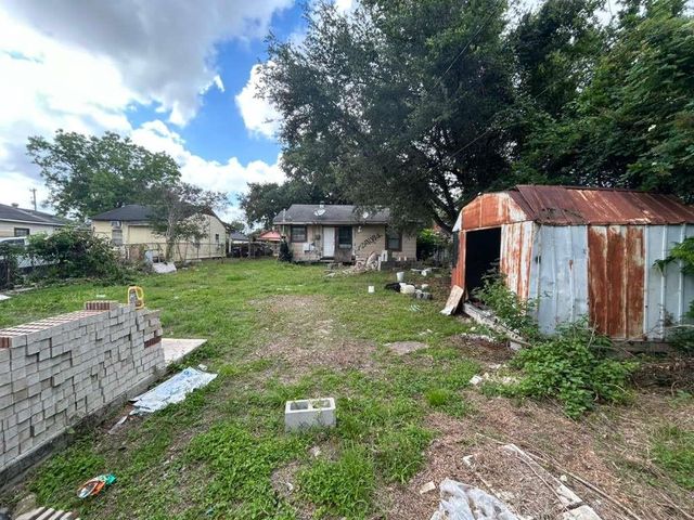 214 Bolden Street, Houston, TX 77029