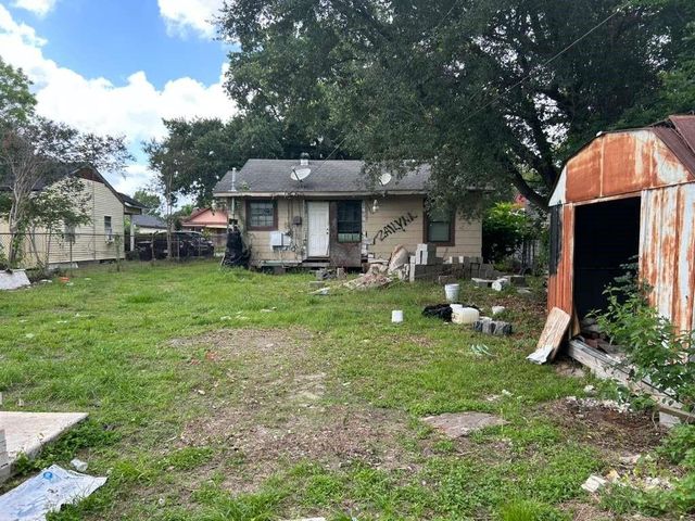 214 Bolden Street, Houston, TX 77029