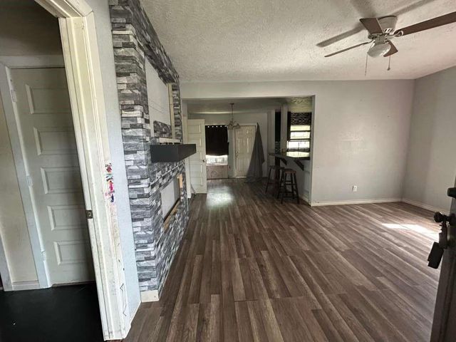214 Bolden Street, Houston, TX 77029
