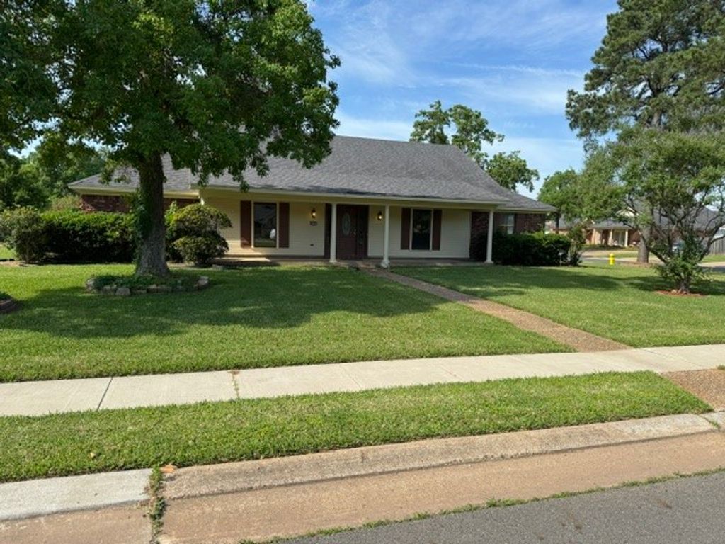 212 Norcross Street, Bossier City, LA 71111