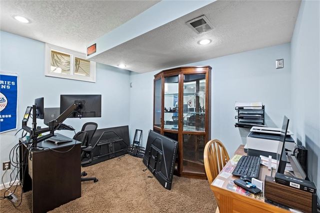 11039 N Ditman Avenue, Kansas City, MO 64157