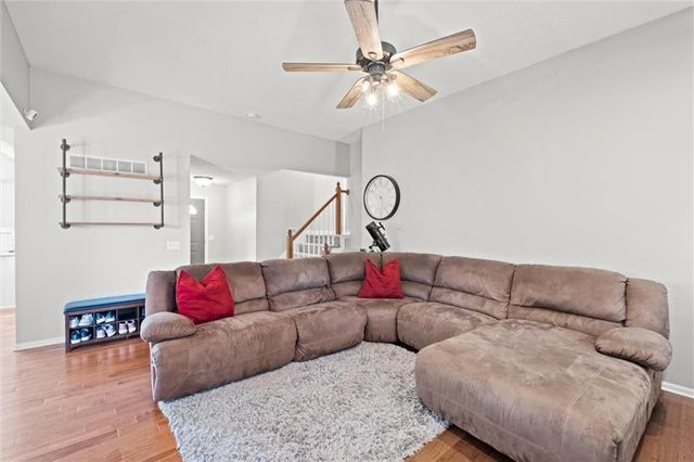 11039 N Ditman Avenue, Kansas City, MO 64157