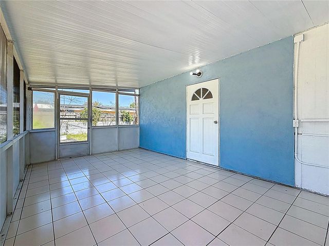 4716 TOWN N COUNTRY BOULEVARD, Tampa, FL 33615