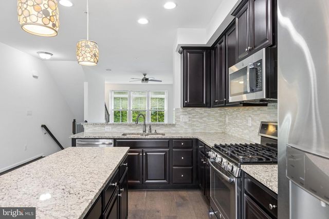 24855 COATS SQ, Aldie, VA 20105