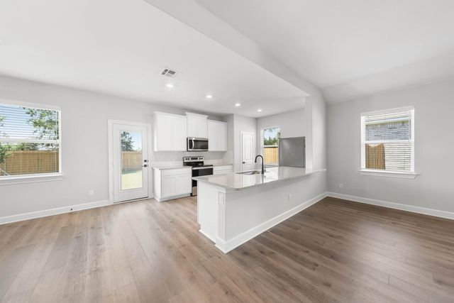 344 Live Oak Lane, Hutchins, TX 75141