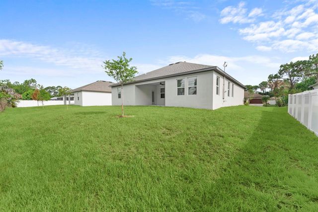 3782 SW Kaiser Street, Port St. Lucie, FL 34953