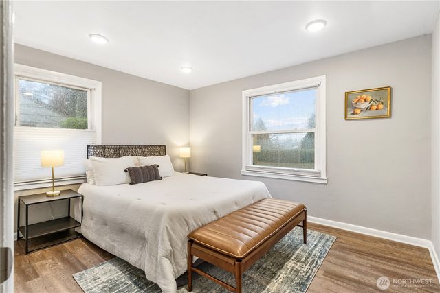 9018 14th Avenue SW, Seattle, WA 98106