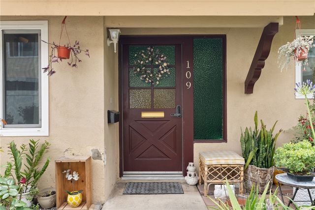1921 Sherry 109, Santa Ana, CA 92705
