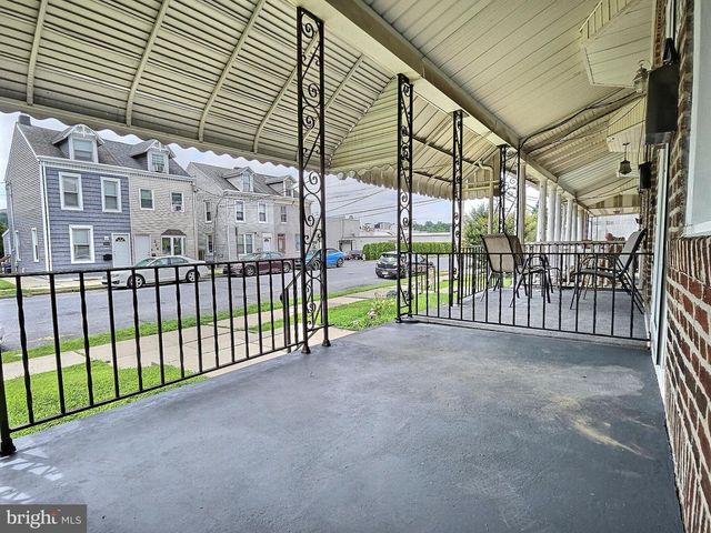 219 UPLAND AVE, Reading, PA 19611