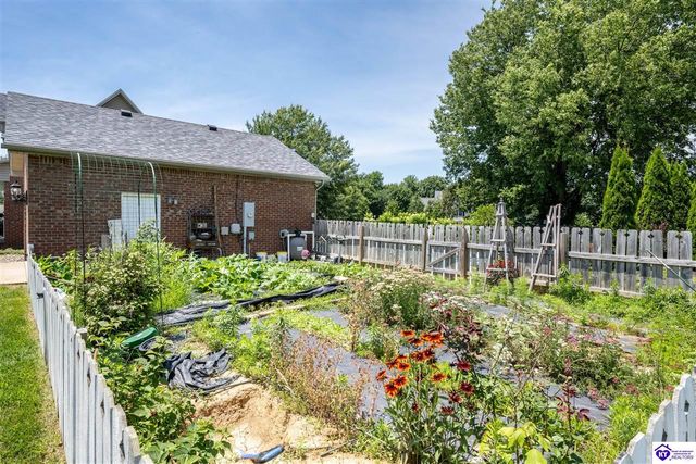 179 Camara Court, Elizabethtown, KY 42701