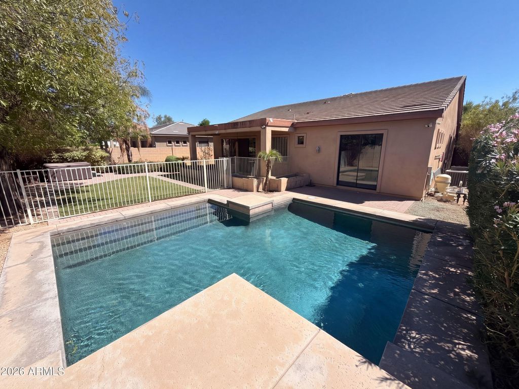 16148 W GLENROSA Avenue, Goodyear, AZ 85395 — photo 5