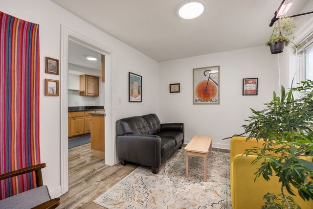 640 W 44th Street, Chicago, IL 60609