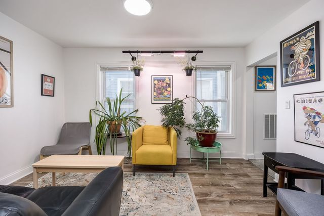 640 W 44th Street, Chicago, IL 60609