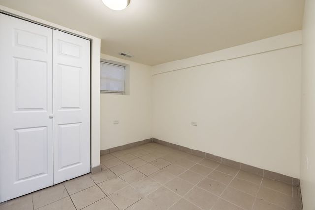 640 W 44th Street, Chicago, IL 60609